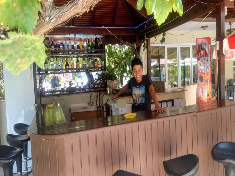 Melodi Club Apart ดาวุตลาร์ ภายนอก รูปภาพ